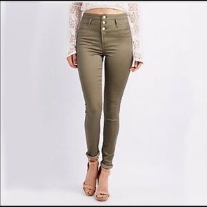 Charlotte Russe High waist Refugee Skinny Jeans